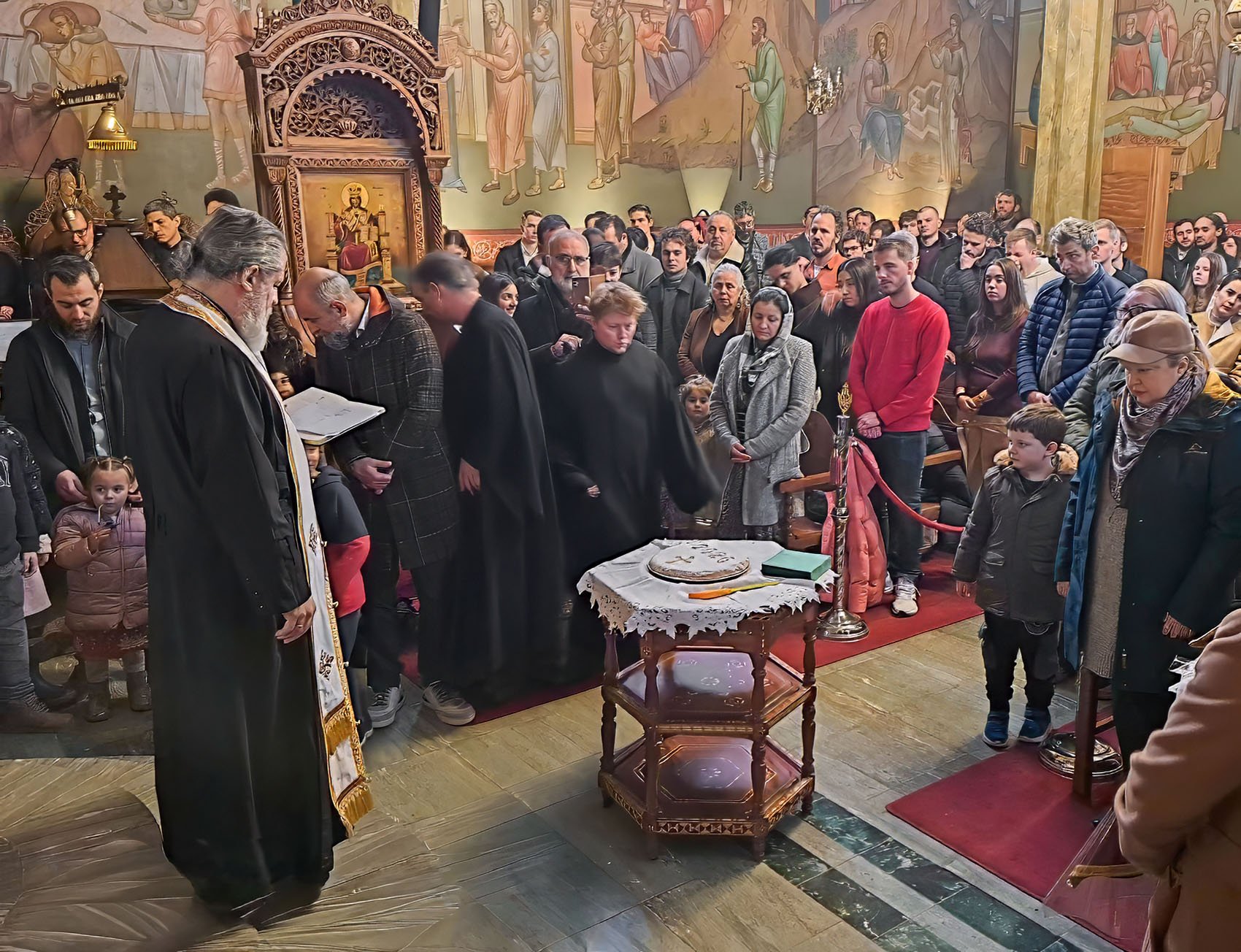 The Vasilopita in Our Parish: a concrete moment of blessing and community